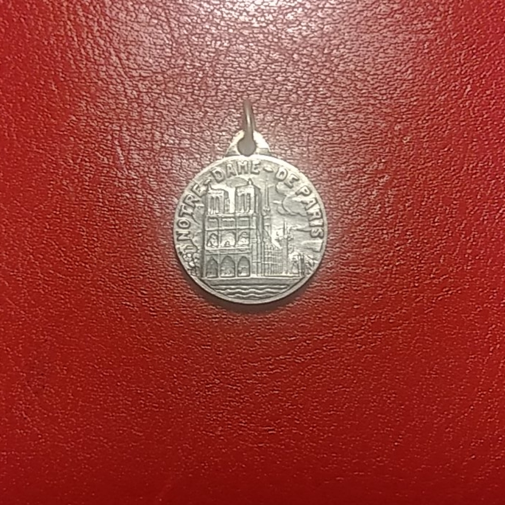 1950 Silver Notre Dame de Paris charm